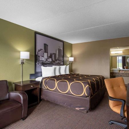 Super 8 By Wyndham Perrysburg-Toledo Hotel Exterior foto