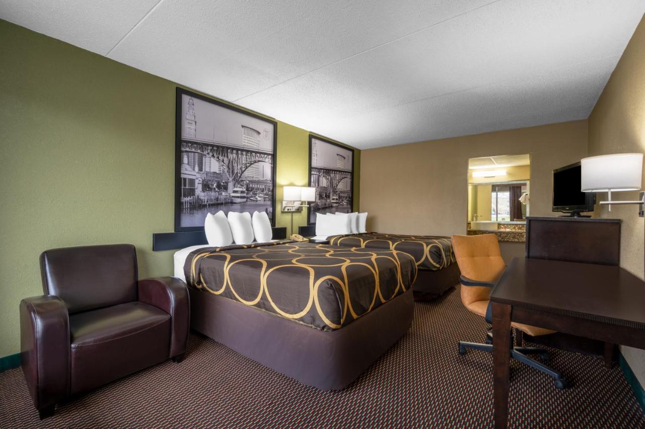 Super 8 By Wyndham Perrysburg-Toledo Hotel Exterior foto