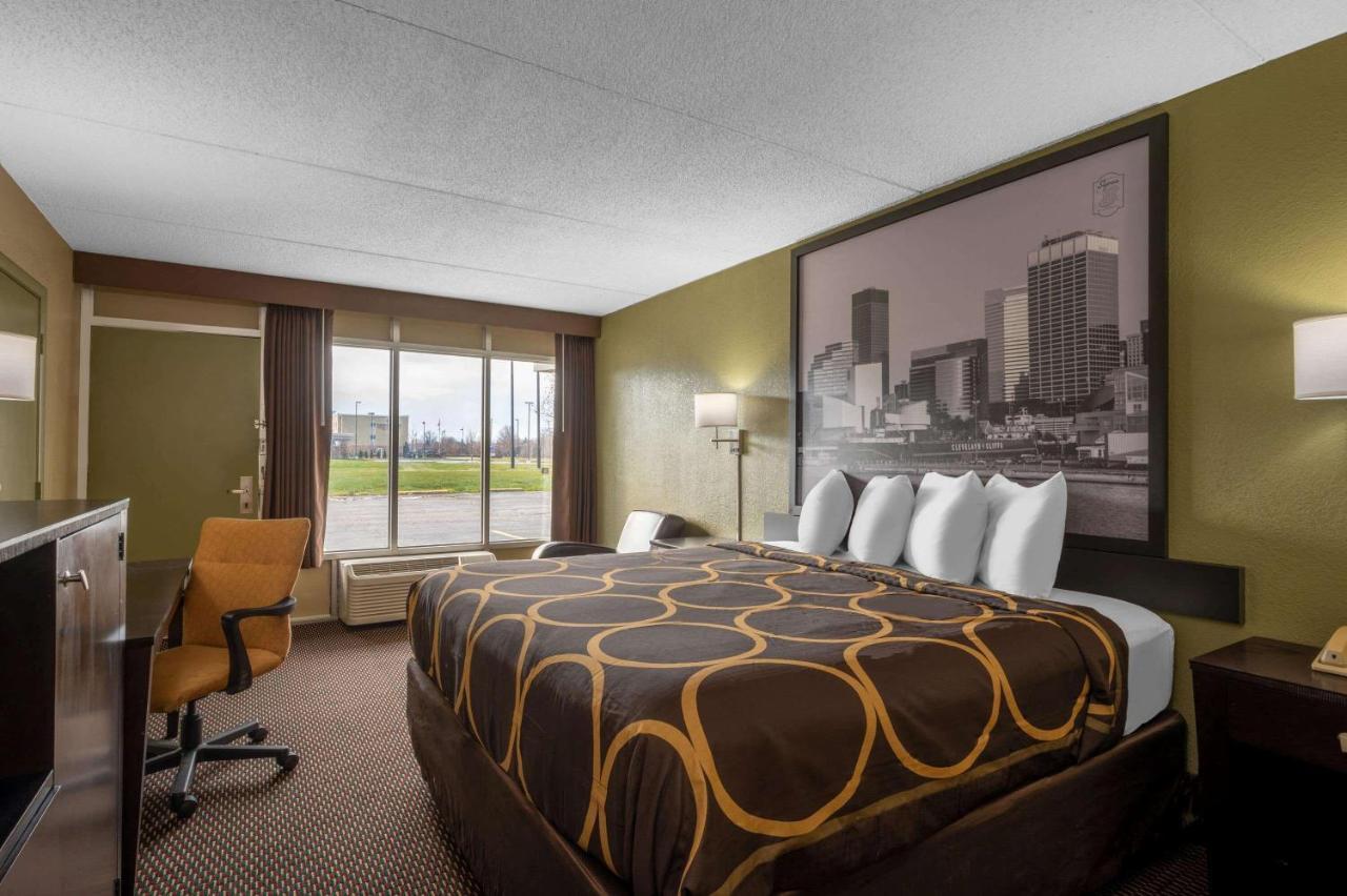 Super 8 By Wyndham Perrysburg-Toledo Hotel Exterior foto