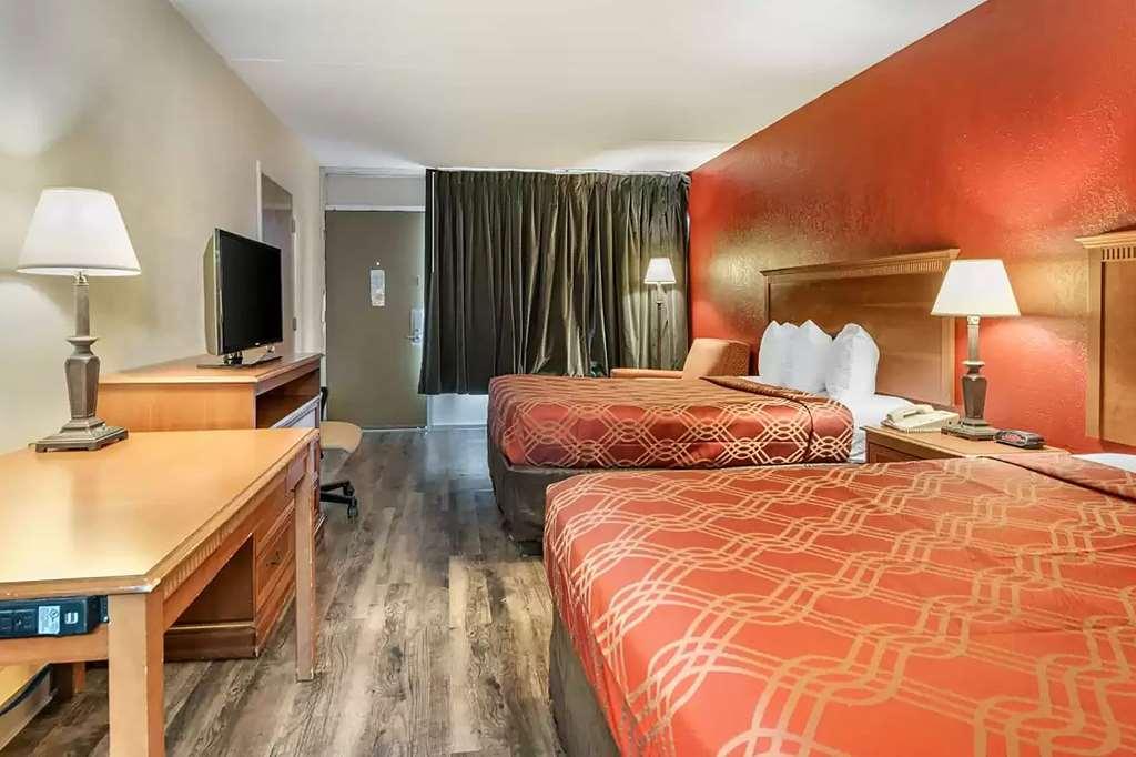 Super 8 By Wyndham Perrysburg-Toledo Hotel Quarto foto